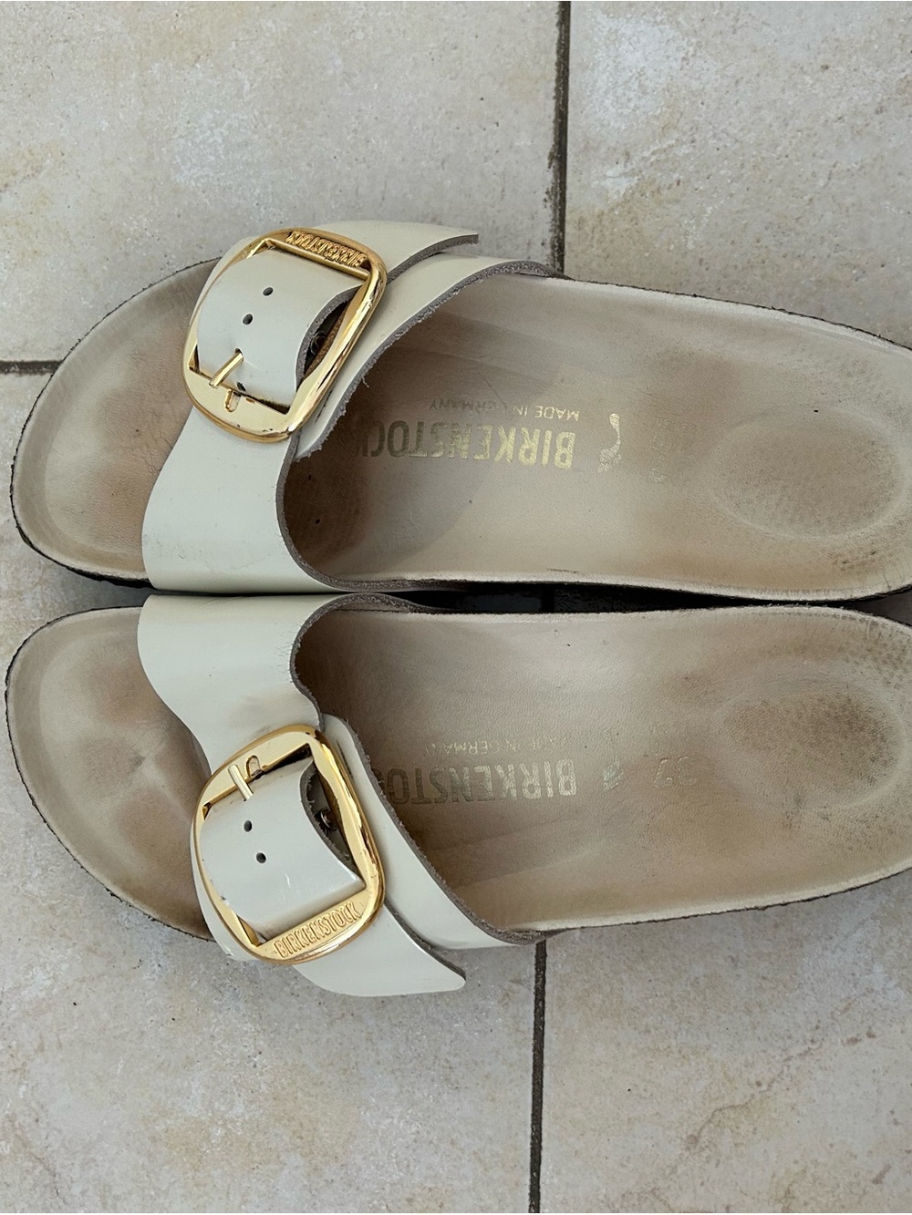 Birkenstock Cream Single-Buckle Sandals with Gold Buckles